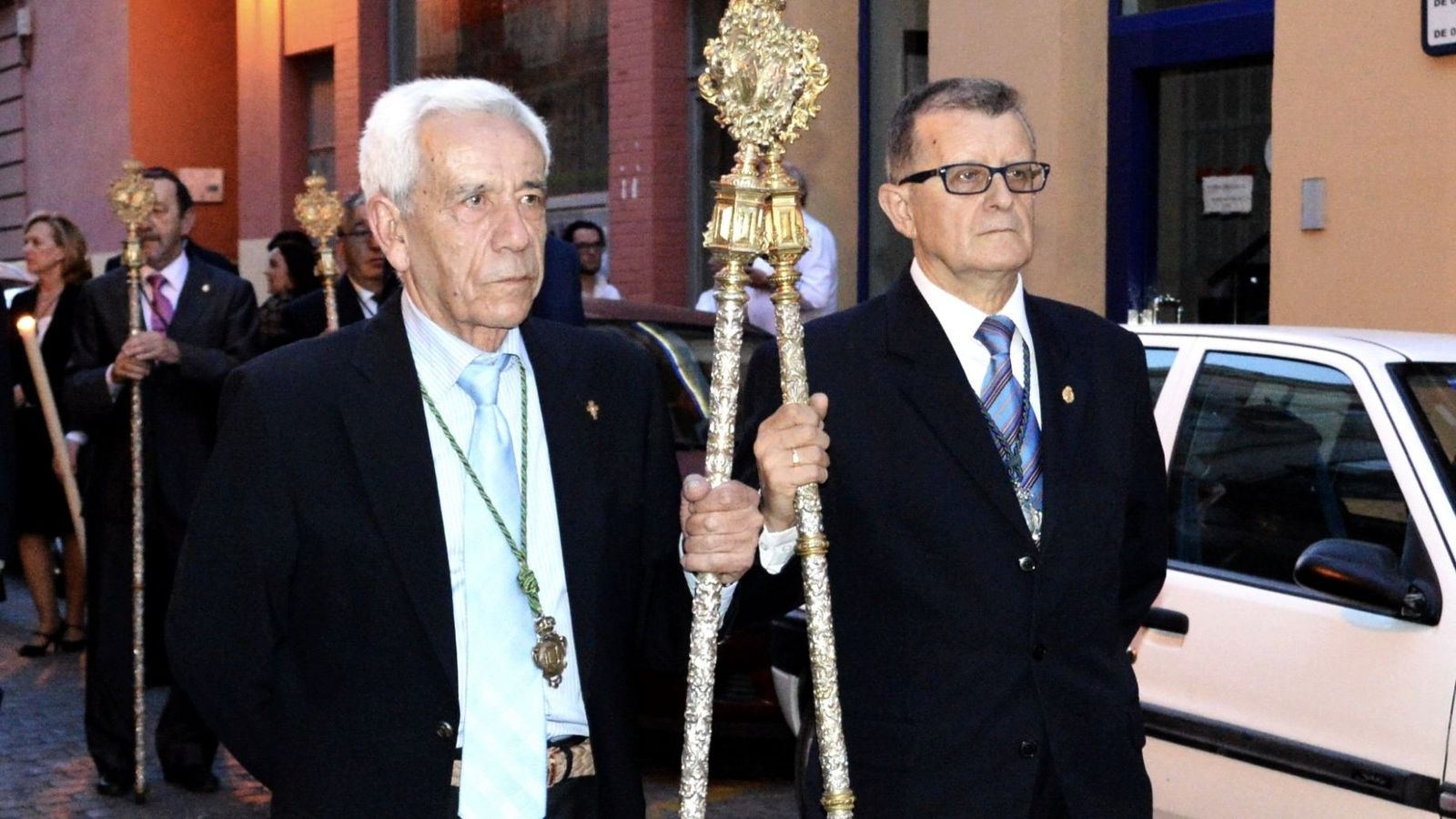 José Andrades Borrego, a la izquierda, ya está en el cielo con su Señor de la Vía-Crucis.