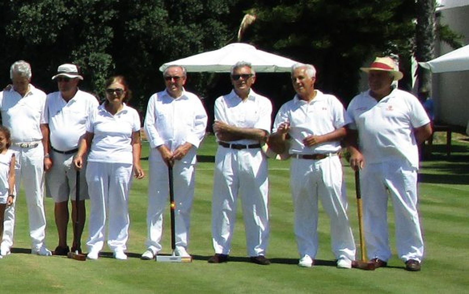 Fernando Caballero, Manolo Molina, Marisa Iglesias, Domingo Renedo, Manolo García, Santiago Echevarría y Juan Pemán.

Foto: Ignacio Casas de Ciria