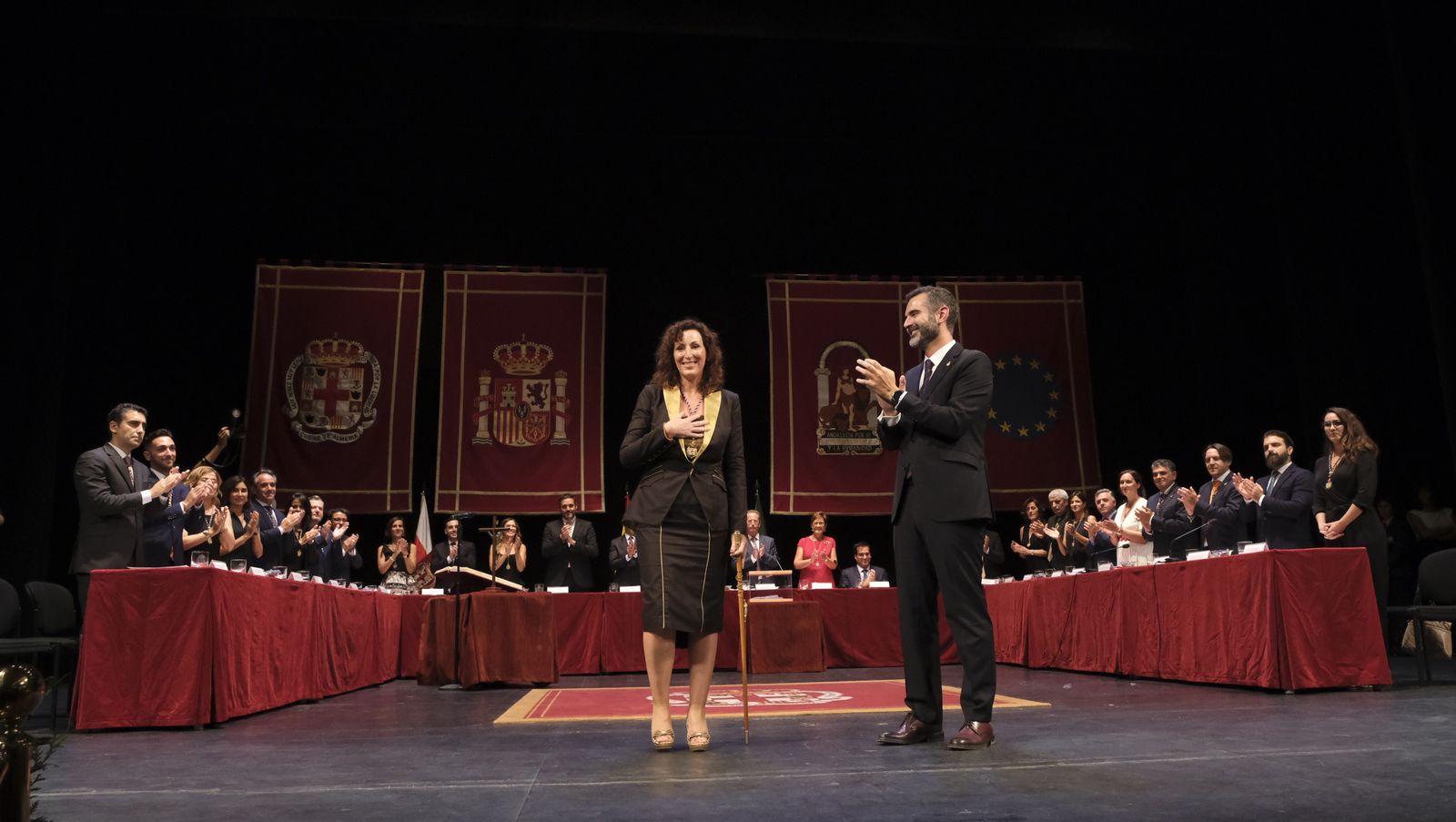 Imágenes de la investidura como Alcaldesa de Almería, de María del Mar Vázquez Agüero