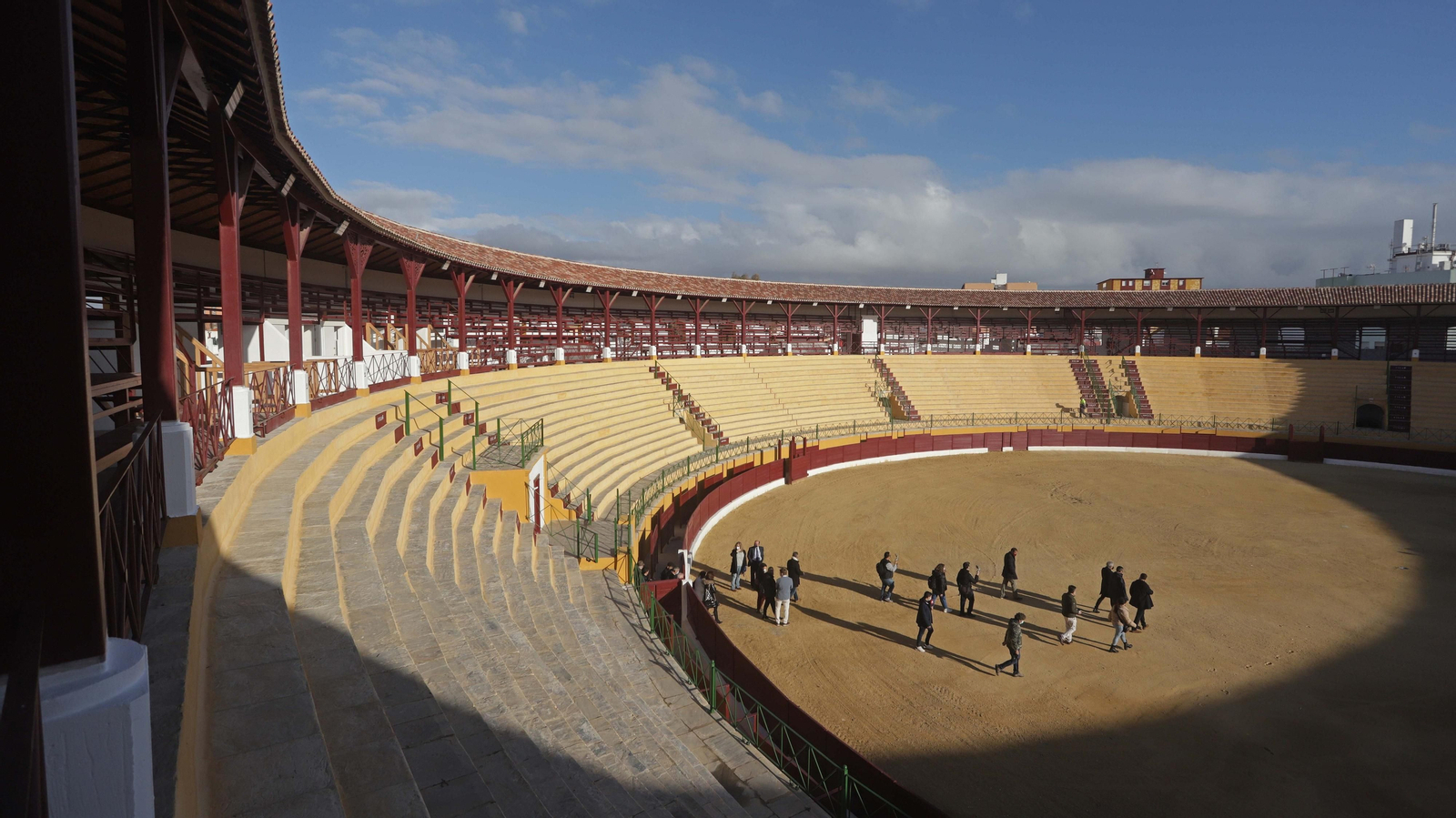 Fotos de la plaza de toros de La Línea