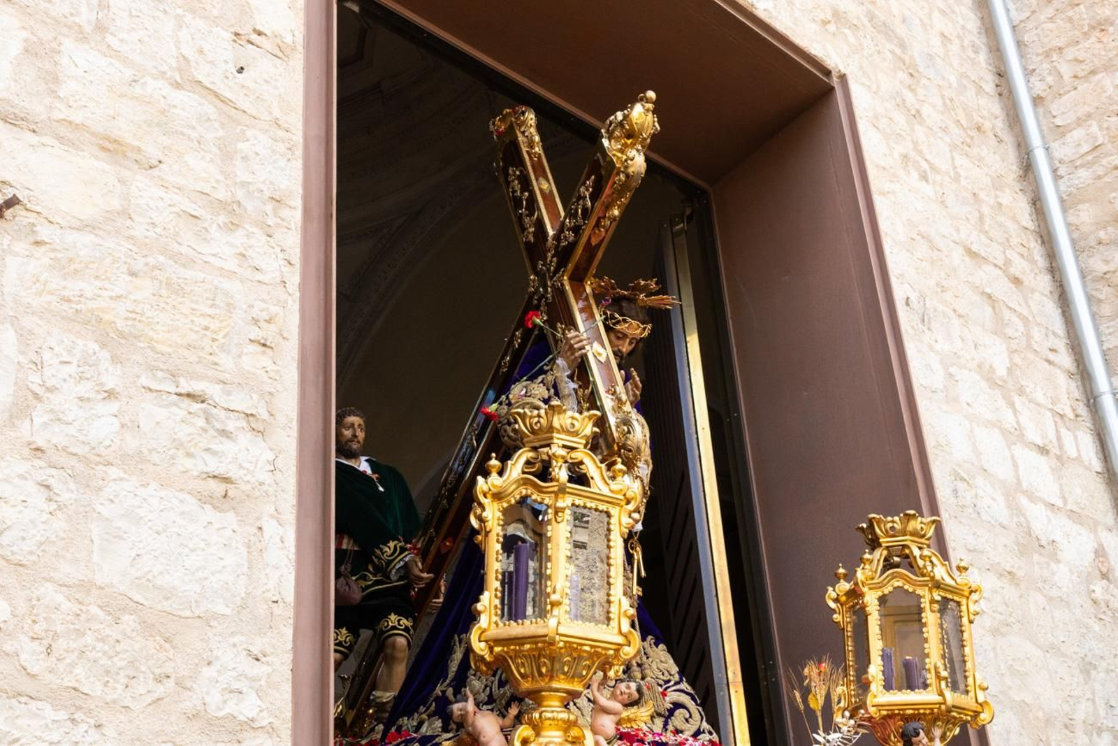 Los jiennenses acuden un año más al encuentro de Nuestro Padre Jesús