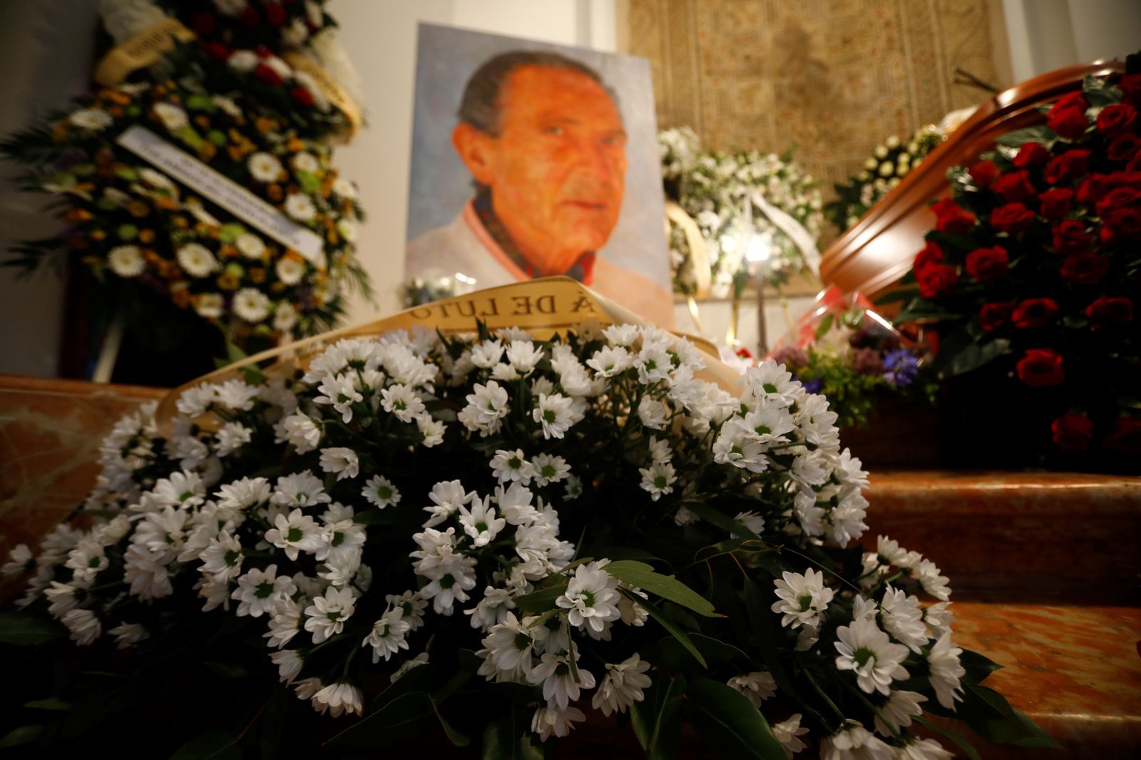 La capilla ardiente de Antonio Gala en su fundación en Córdoba, en imágenes