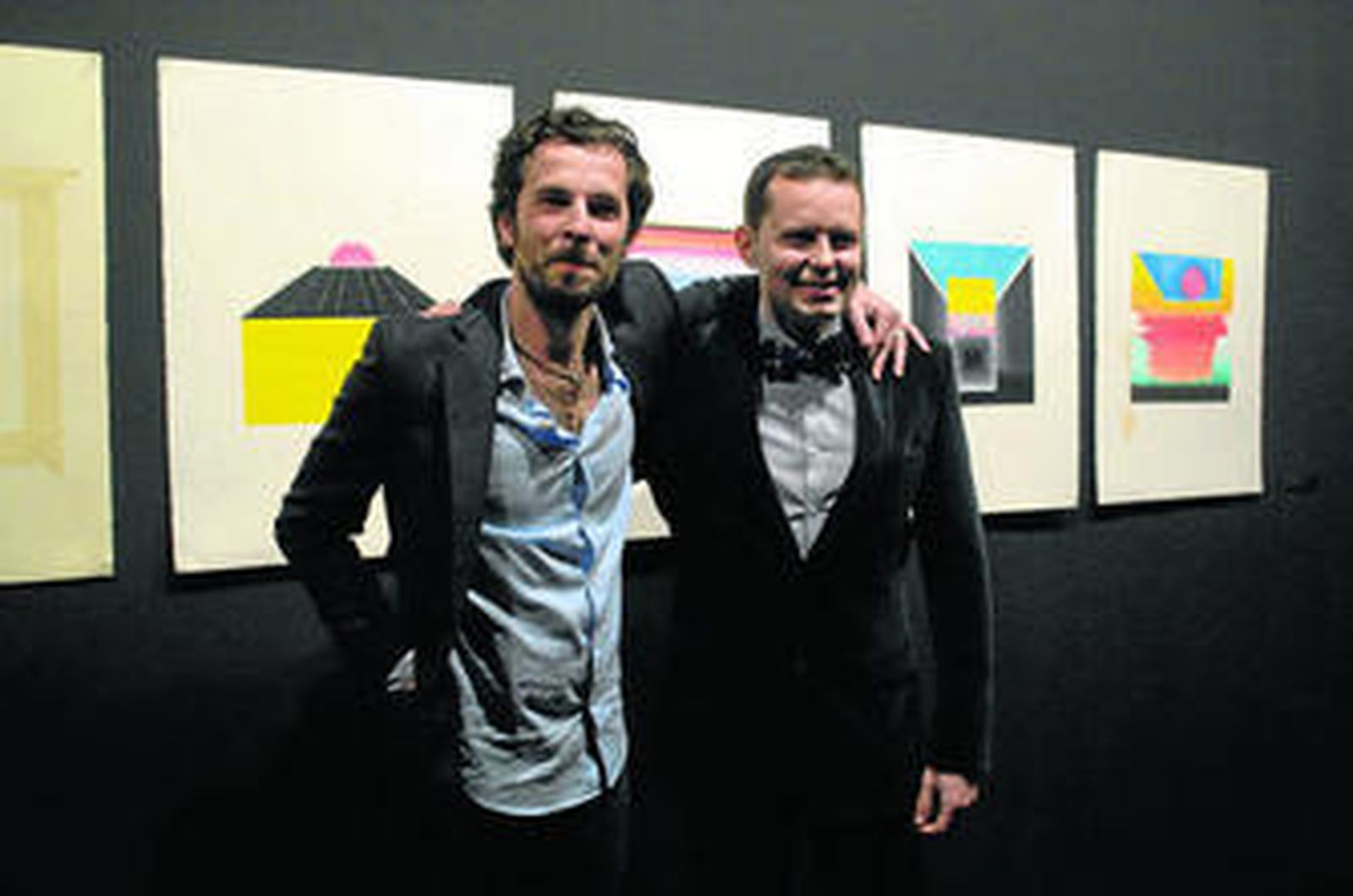 Alejandro Botubol (Cádiz, 1979) y Simón Arrebola (Jaén, 1979) anoche en la inauguración en el CAS.