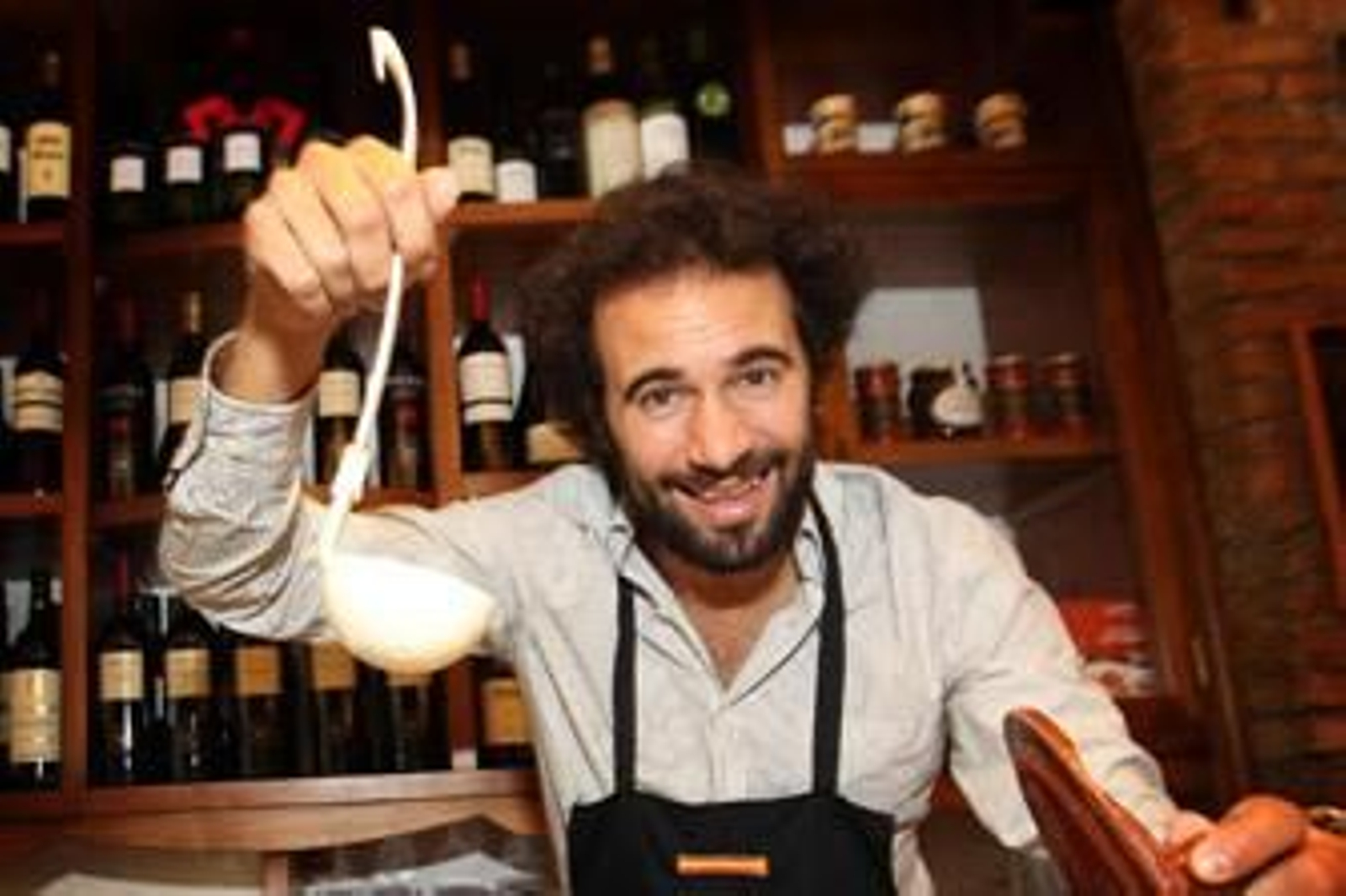 La música independiente premia la 'maestría cósmica' de Canijo de Jerez