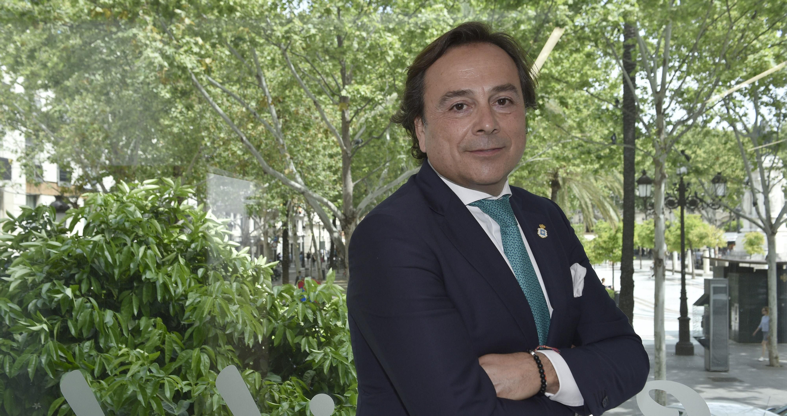 Francisco Javier Herrera Gil, en las oficinas de AMA en la Plaza Nueva de Sevilla.