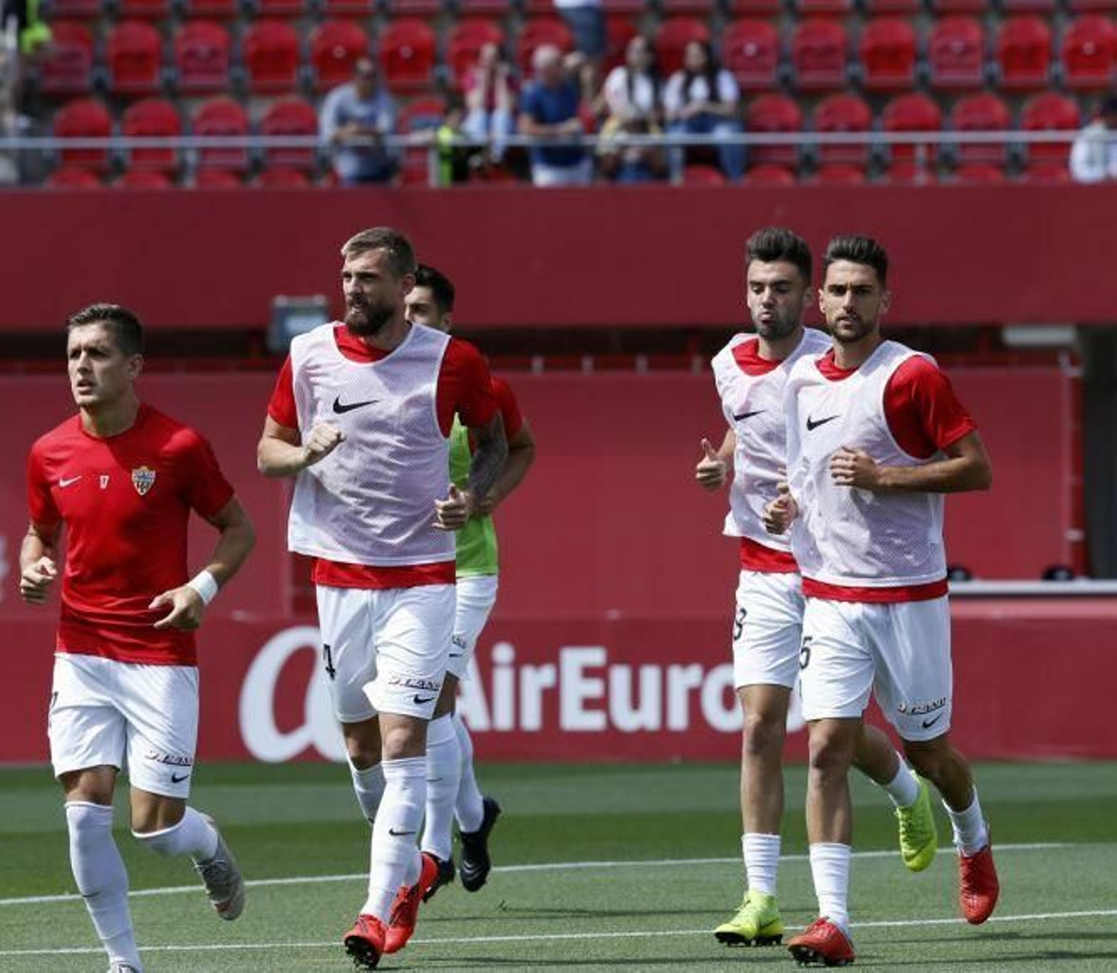 Calentamiento rojiblanco.