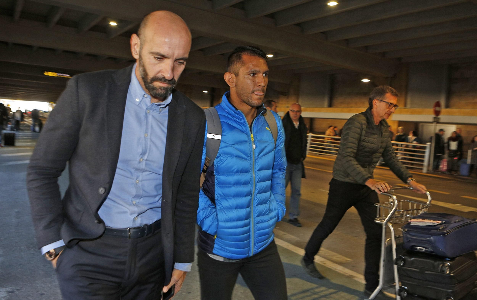 Monchi y Walter Montoya, la mañana del lunes a la llegada del argentino a Sevilla.