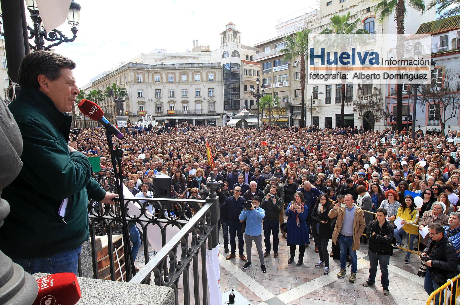 Imágenes de la manifestación contra la derogación de la prisión permanente revisable celebrada en Huelva