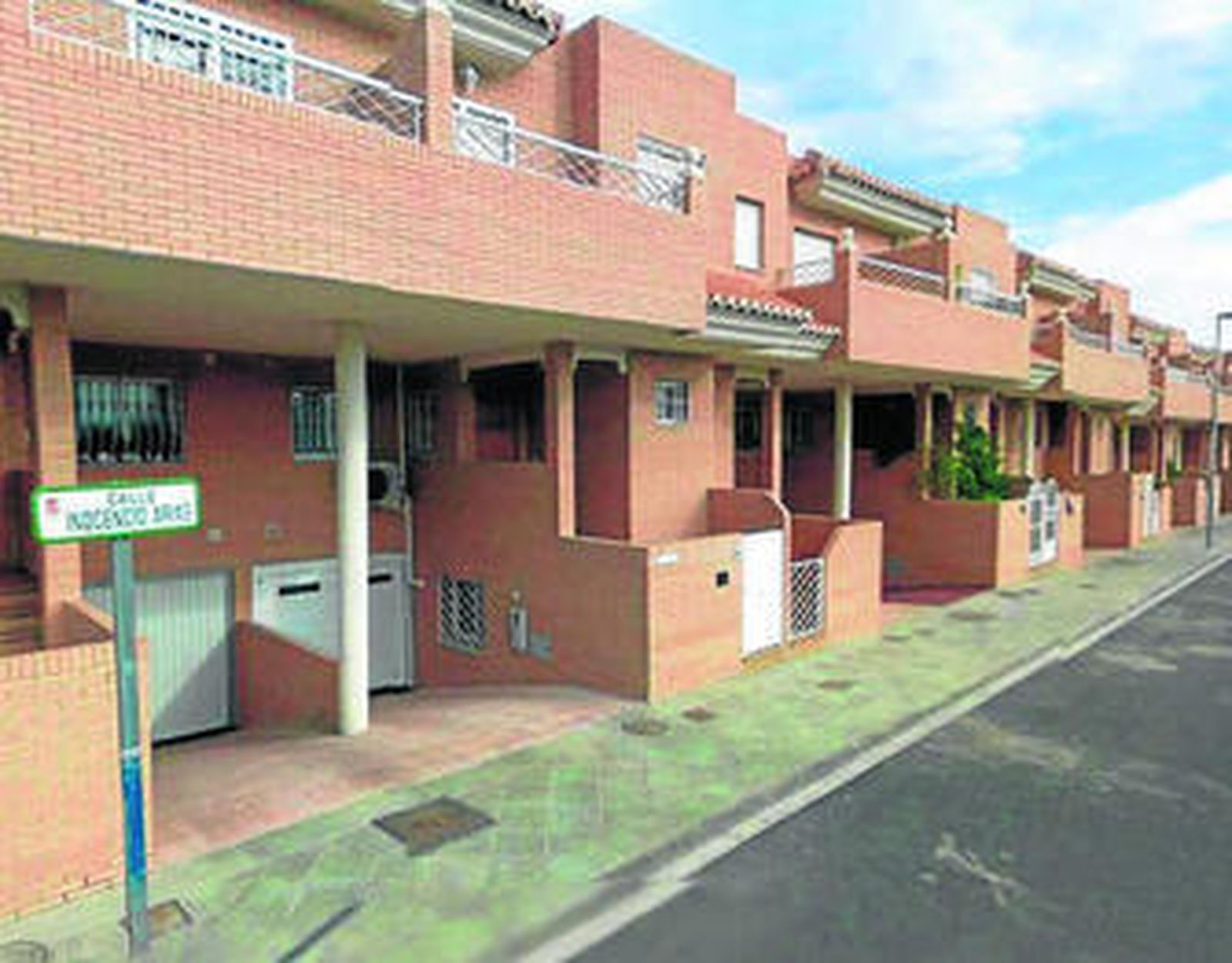 Inocencio Arias y Encarna Sánchez se quedan sin luz