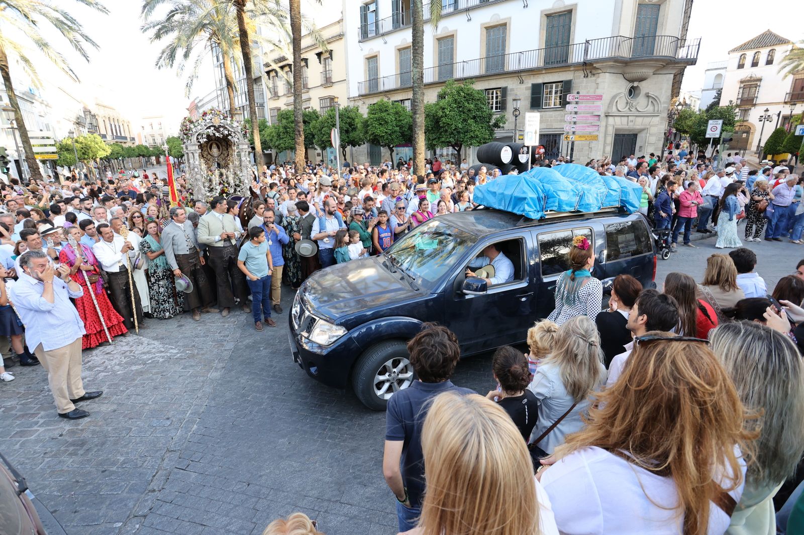 Llegada de la Hermandad del Rocío de Jerez a Santo Domingo