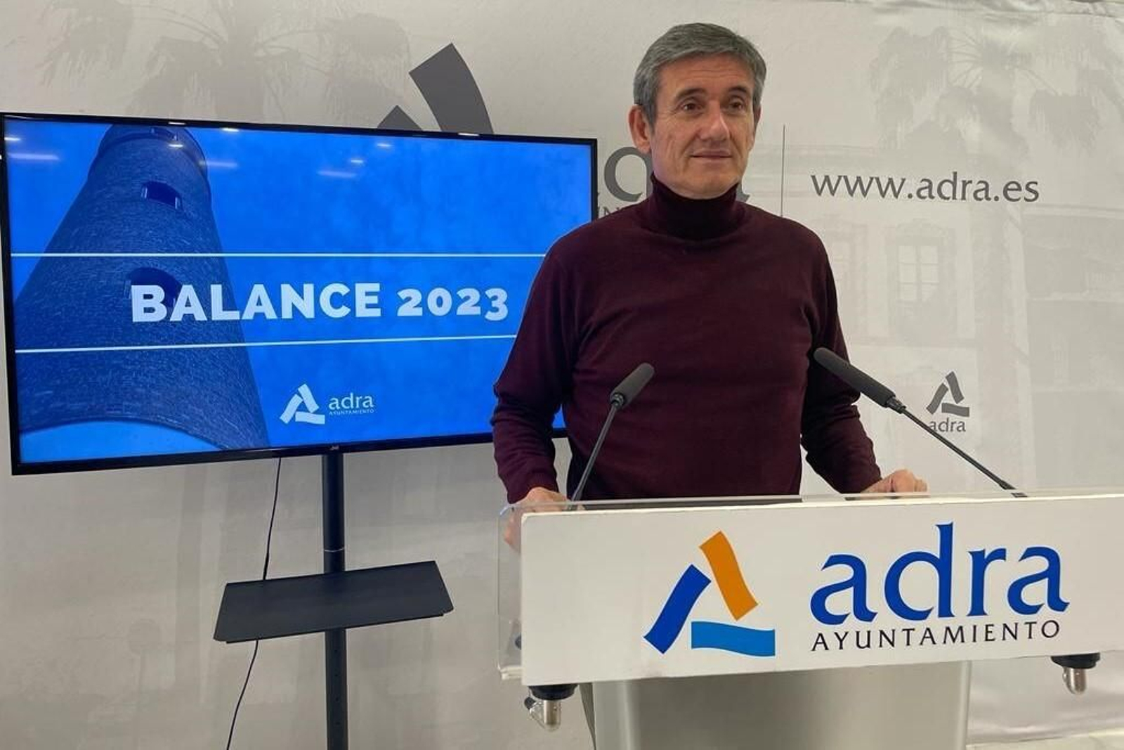 Manuel Cortés, alcalde de Adra.