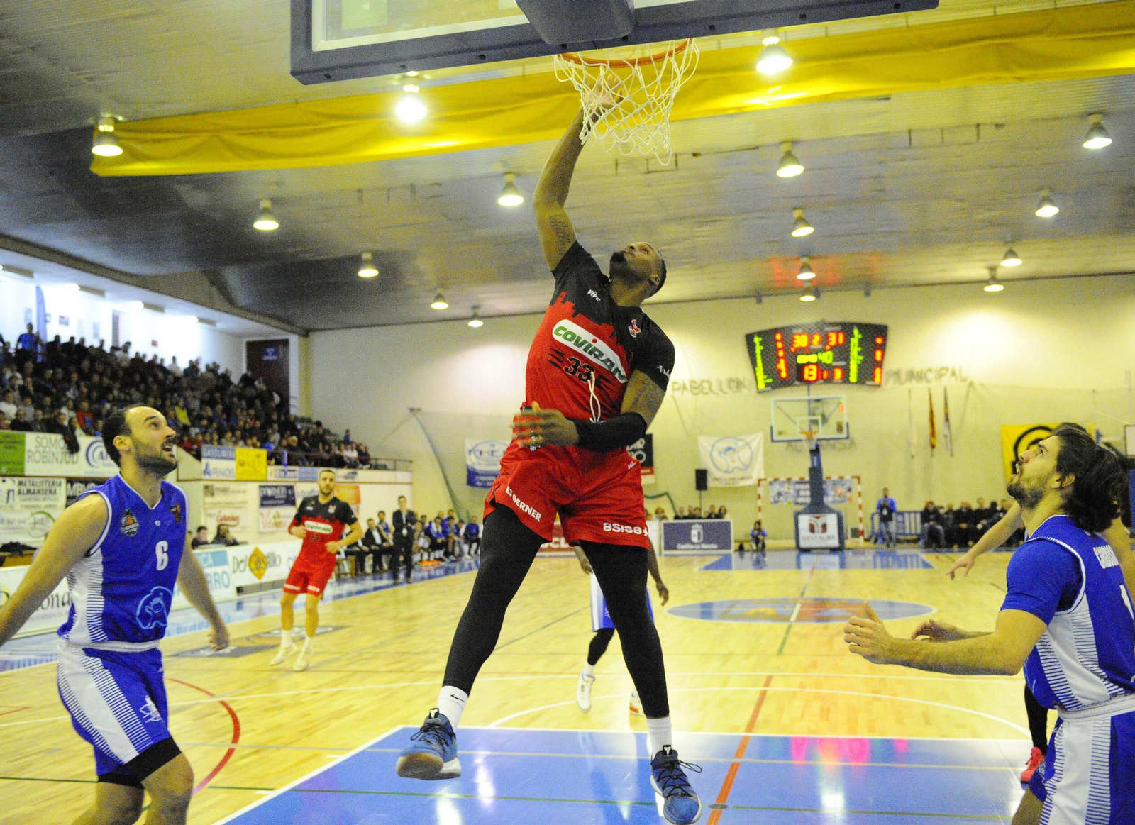 Earl Watson, de los pocos que se salvaron en Almansa