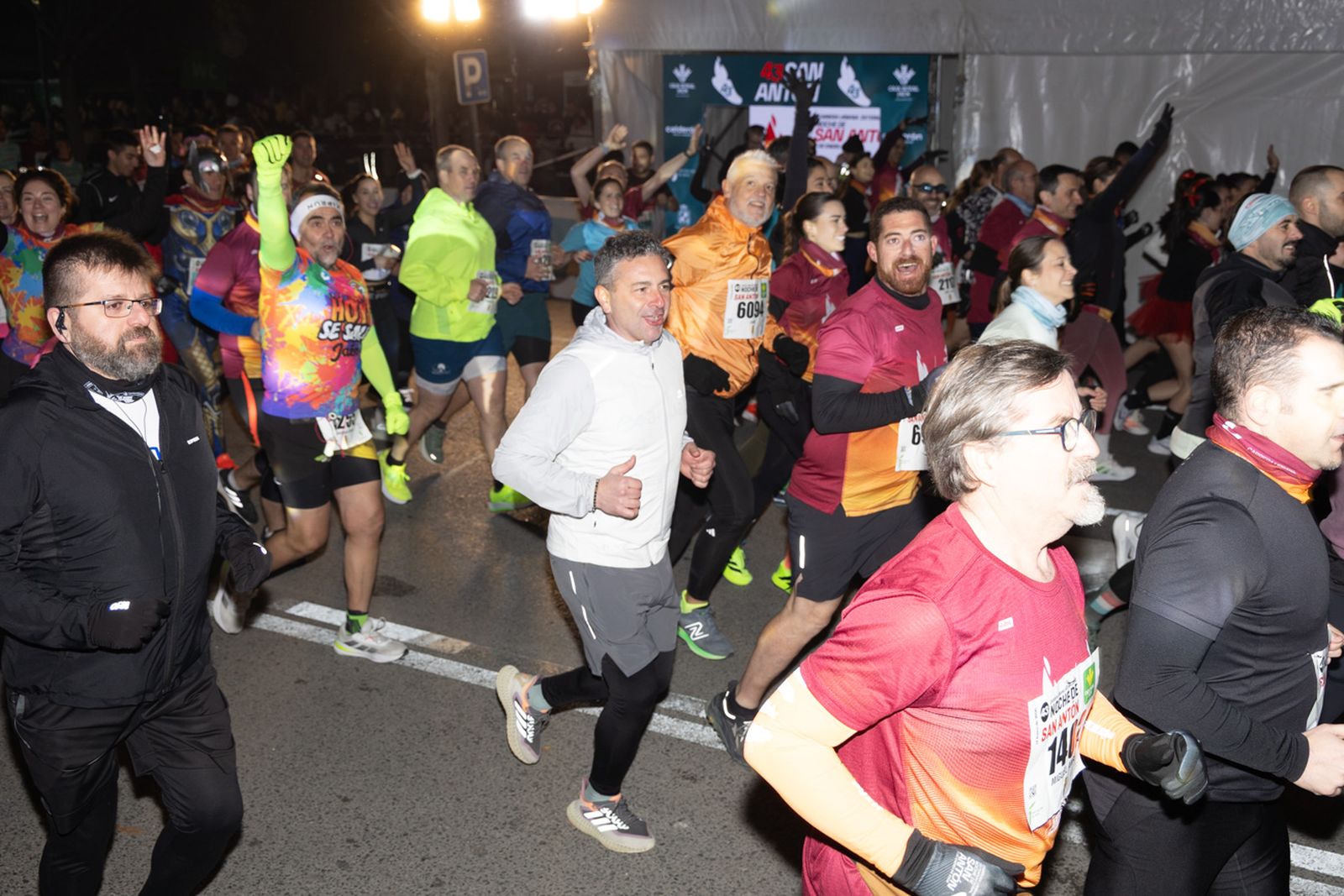 Encuéntrate en la salida de la Carrera de San Antón 2026, en imágenes (3)