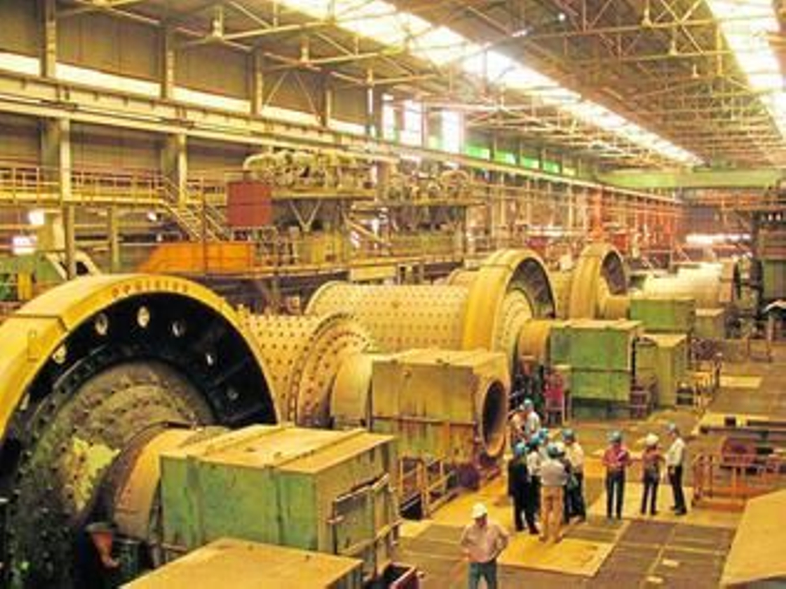 Interior de  la planta de triturado de  mineral de Minas de Riotinto.