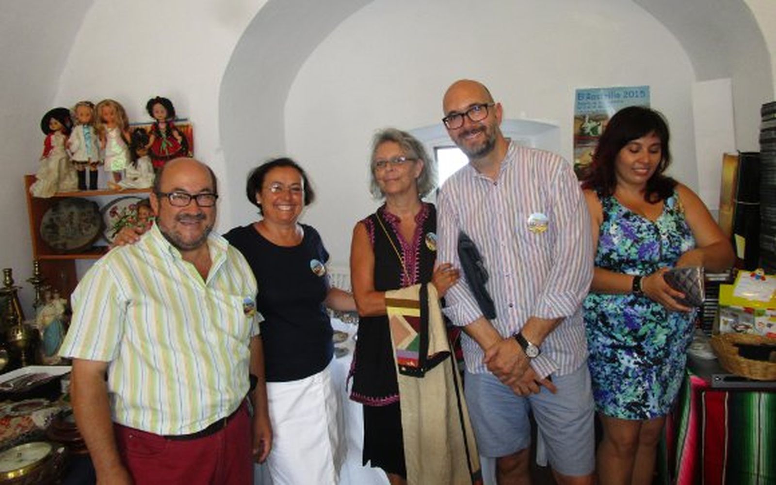 El colecionista Pepe Jiménez con Toñi del Castillo, Inma Gutiérrez y Javier Chacón.

Foto: Ignacio Casas de Ciria