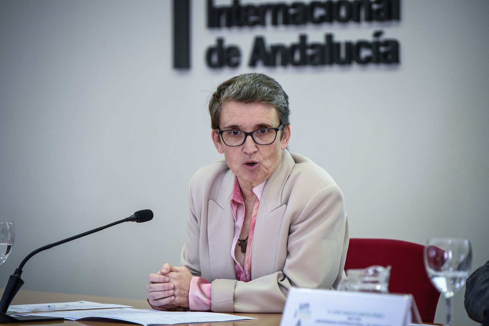 Imágenes de la conferencia  'La Rábida- ocho décadas de un sueño universitario'