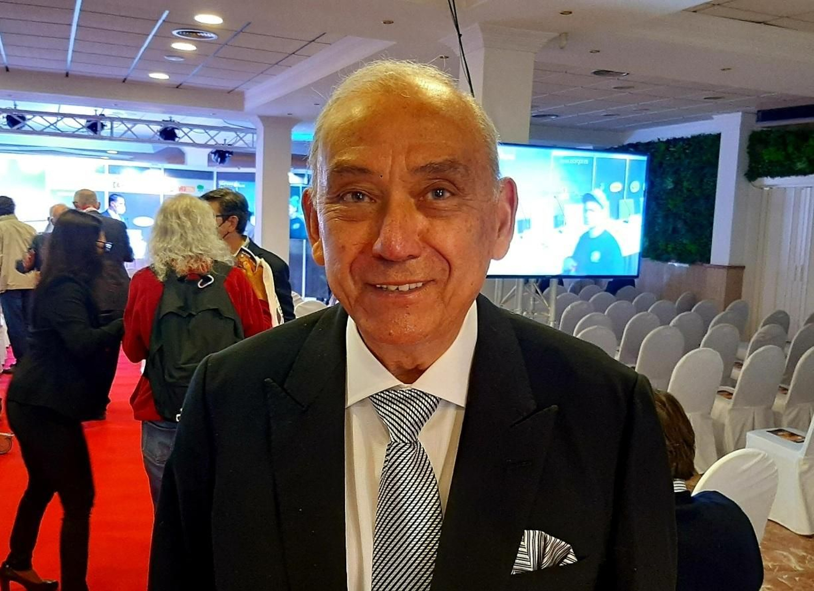 Oswaldo Arteaga, catedrático emérito de la Universidad de Sevilla.