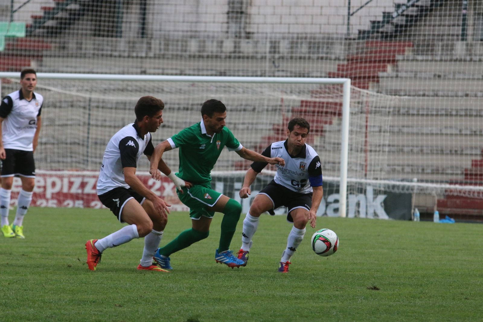 Melchor, en su etapa en el Algeciras, ante el Mérida, su último equipo.
