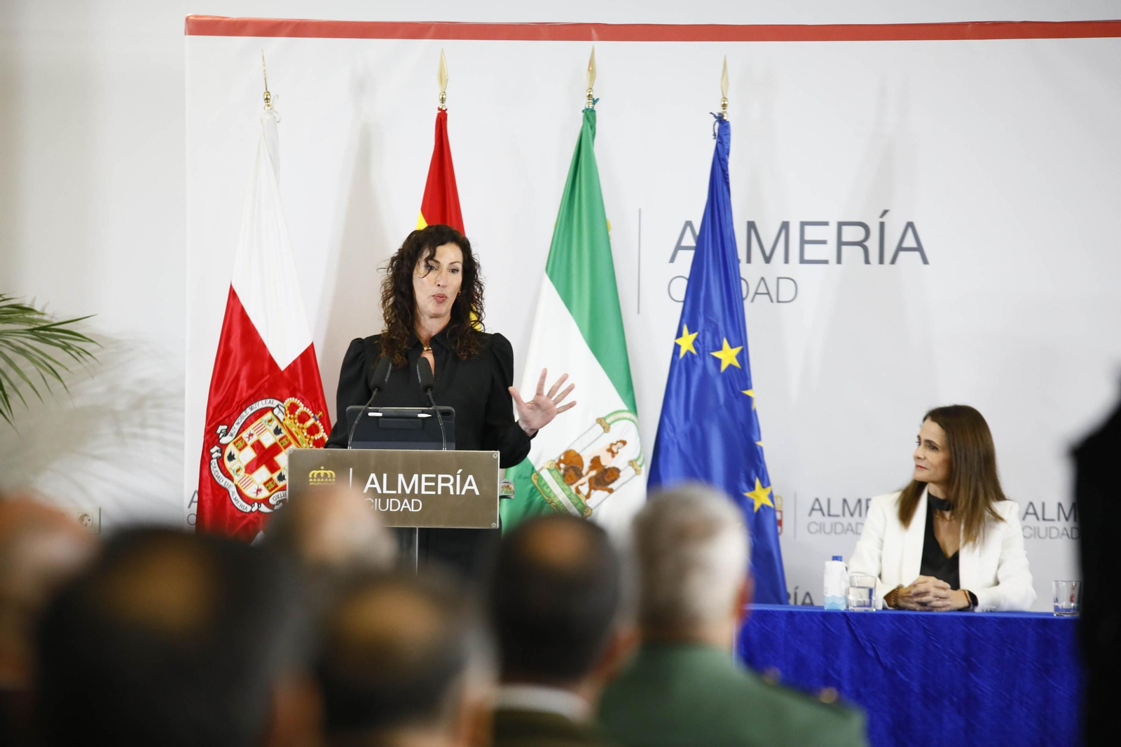 Las imágenes del acto institucional de la Policía Local de Almería con motivo de la festividad de su patrón, San Esteban