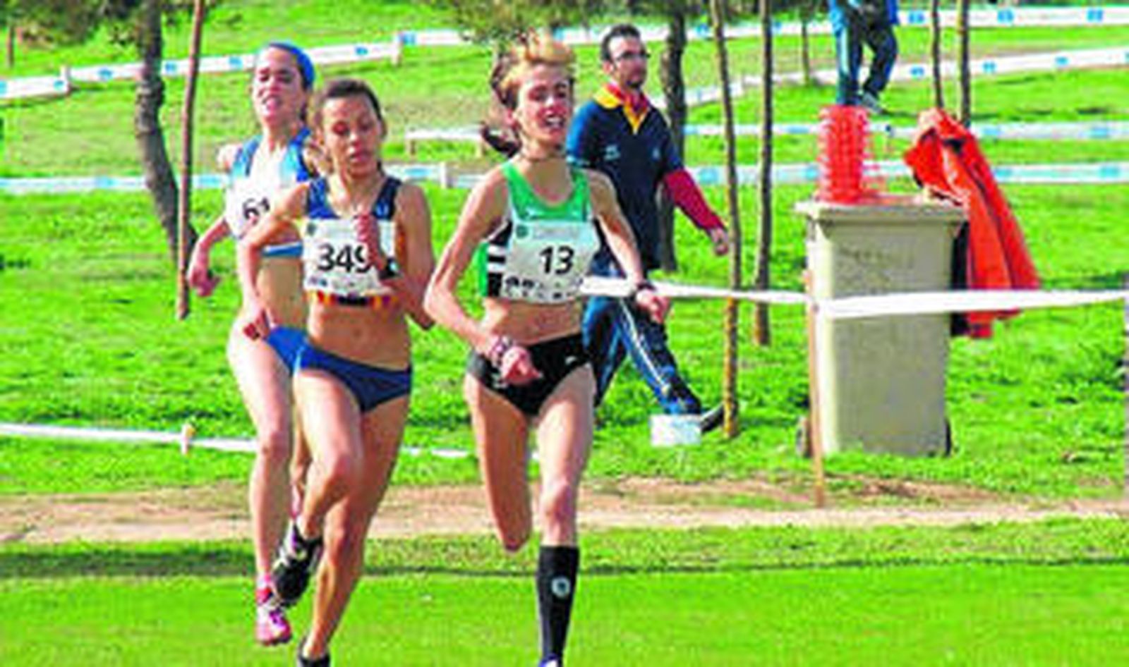 La motrileña, en primer plano, perseguida por la catalana y la aragonesa.