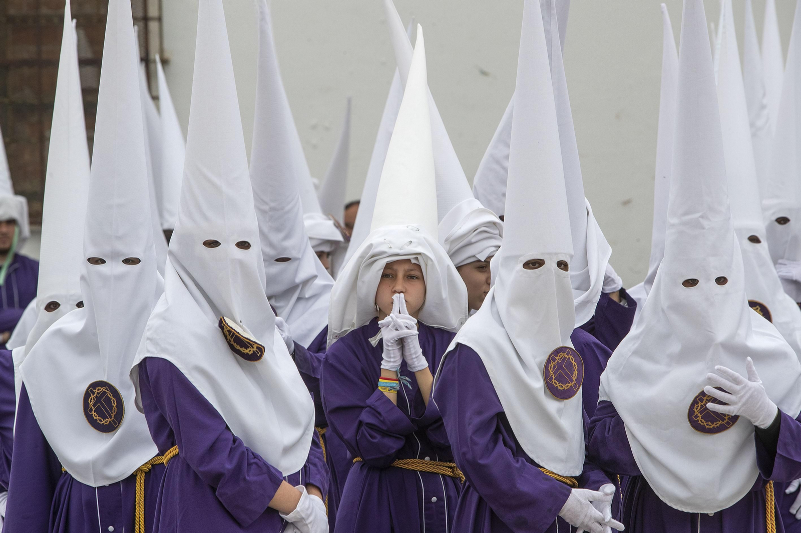 Las imágenes de Gran Poder en una tarde truncada por el mal tiempo