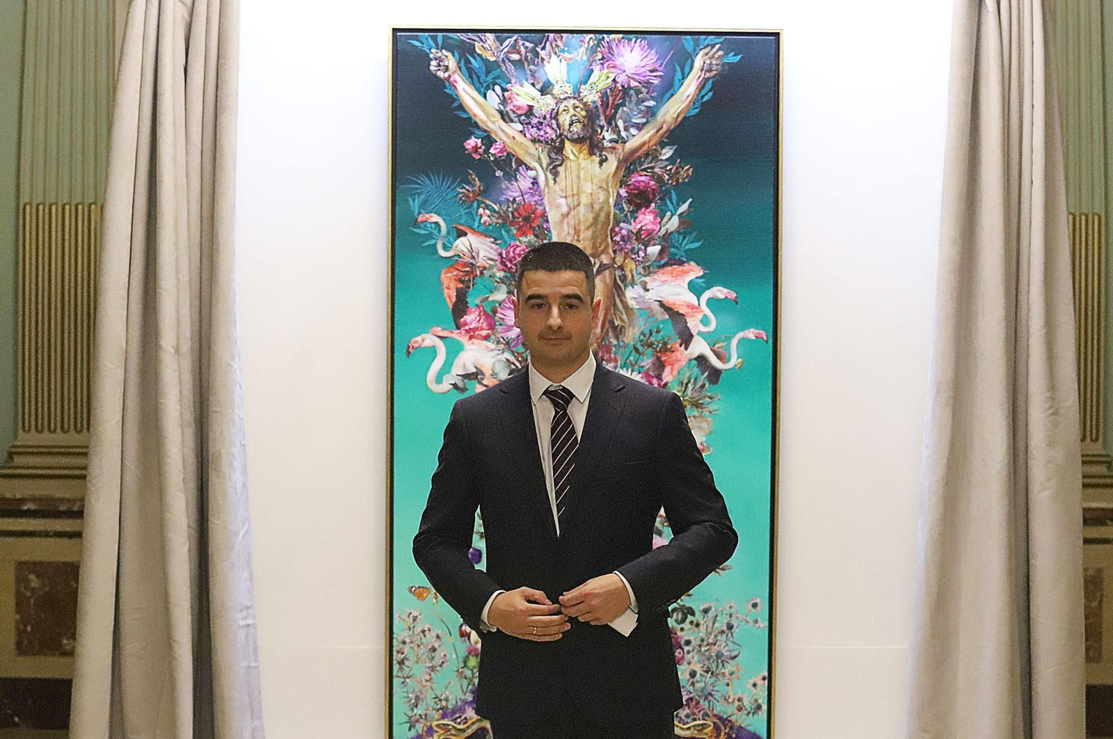 Imágenes del cartel de la Semana Santa 2023 de Huelva en su presentación