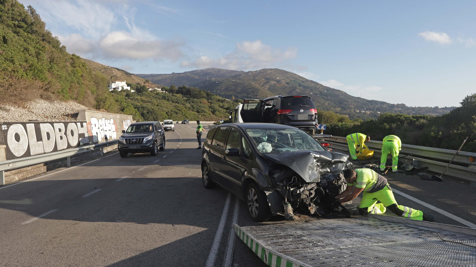 Fotos del accidente de tráfico en la N-340 en Tarifa