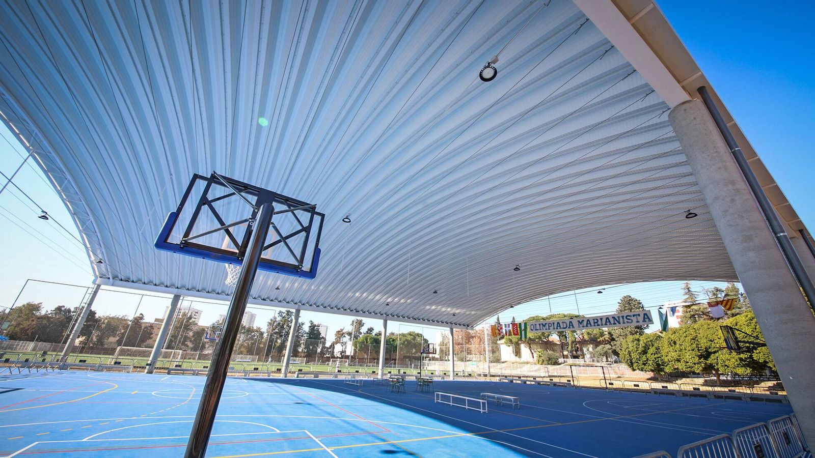 La gigantesca cubierta, creada para la ocasión.