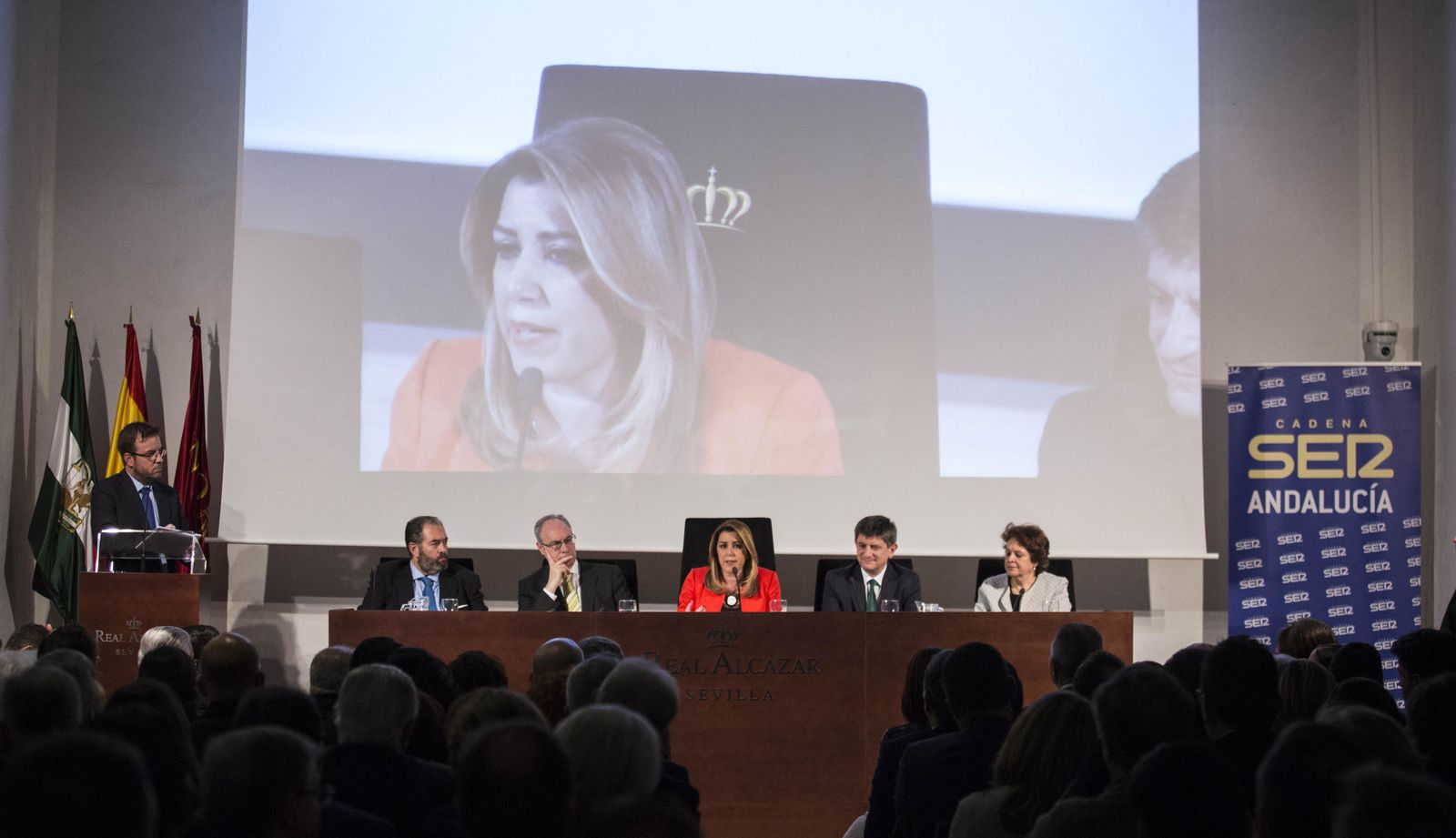 Fernando Pérez Monguió, Antonio Hernández-Rodicio, Pablo Durán, Susana Díaz, Enrique Sánchez del Villar y Carmen Castreño, ayer.