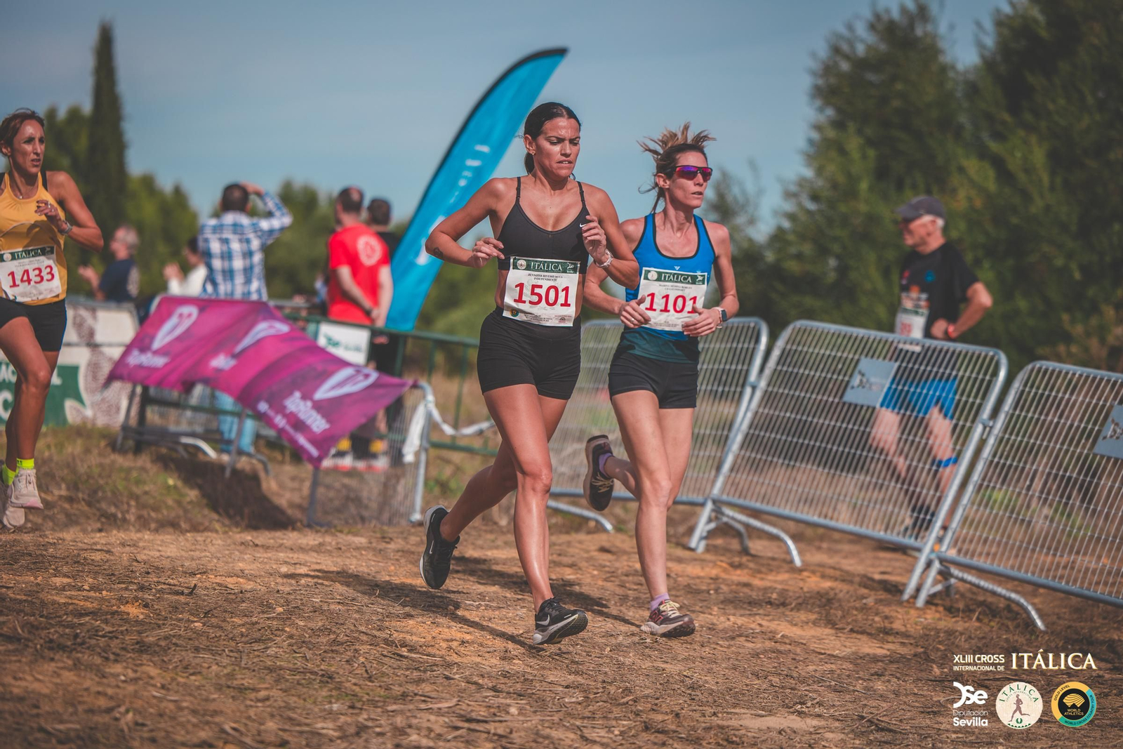 Búscate en las fotos del Cross de Itálica 2025 | 1