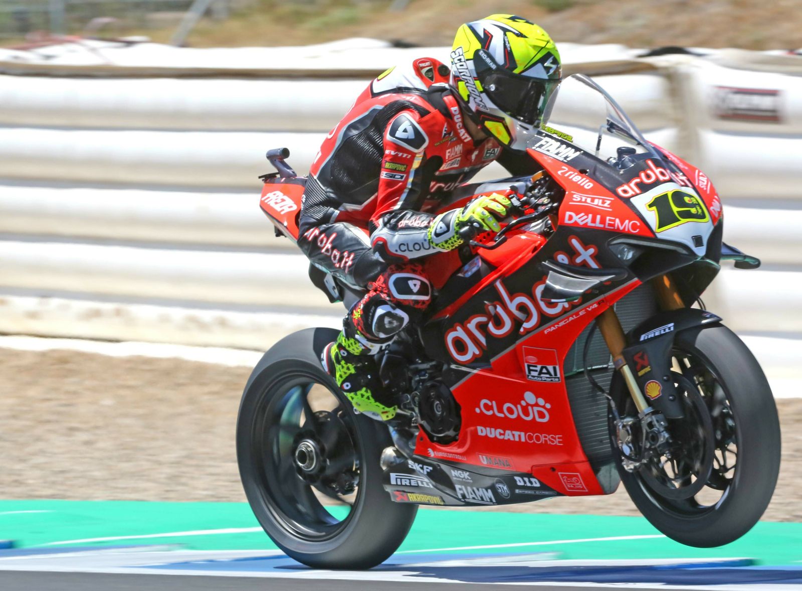 Imágenes del primer día de entrenamientos del campeonato del mundo de Superbike