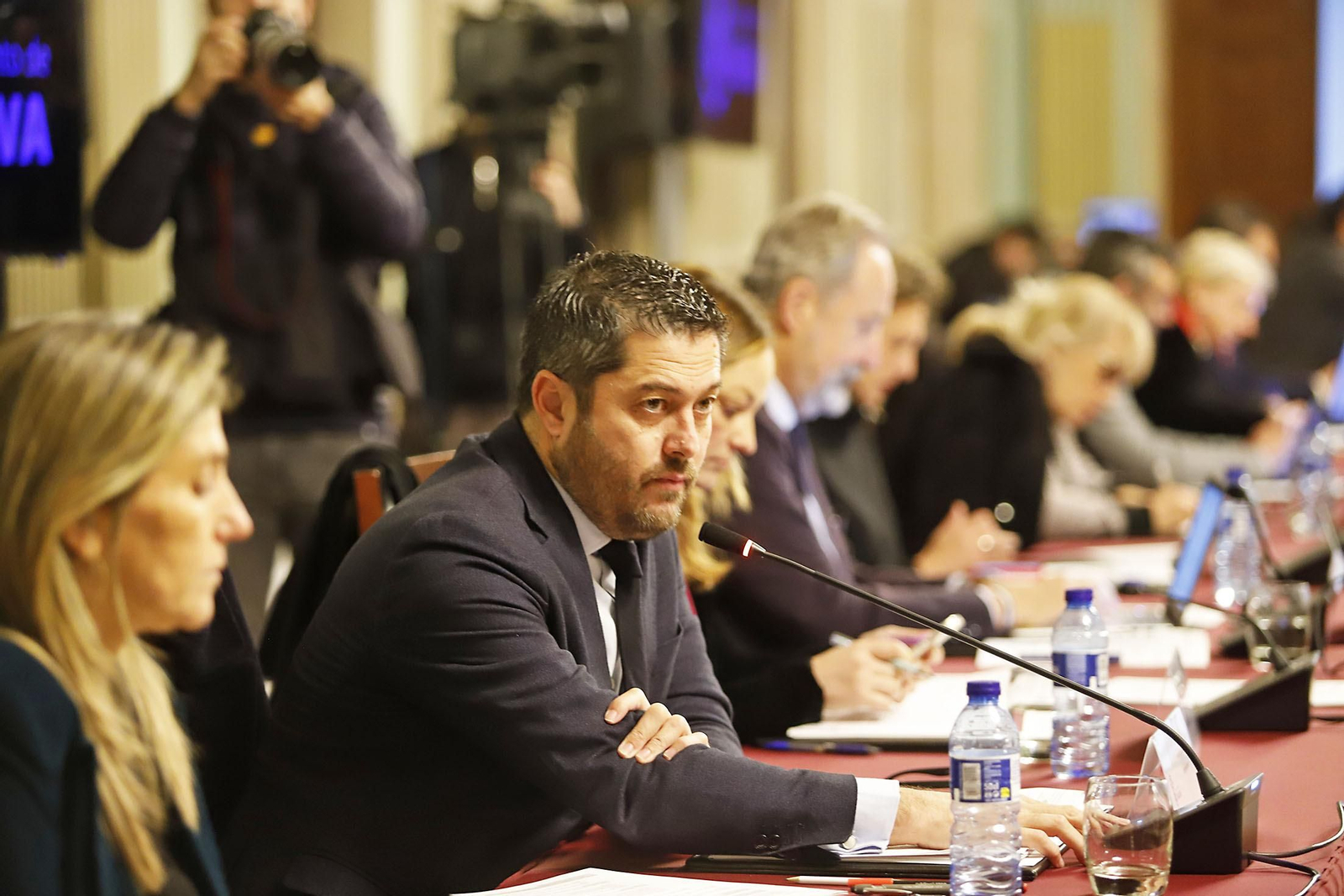 Imágenes del pleno ordinario del mes de diciembre en el Ayuntamiento de Huelva