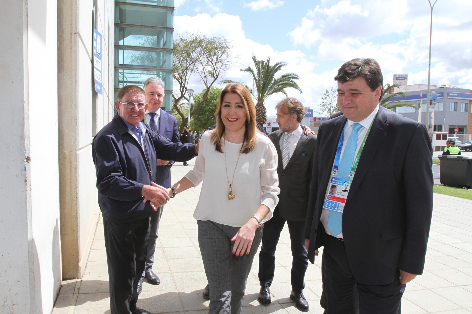 Diversas autoridades quisieron acompañar a la campeona en la gran final.