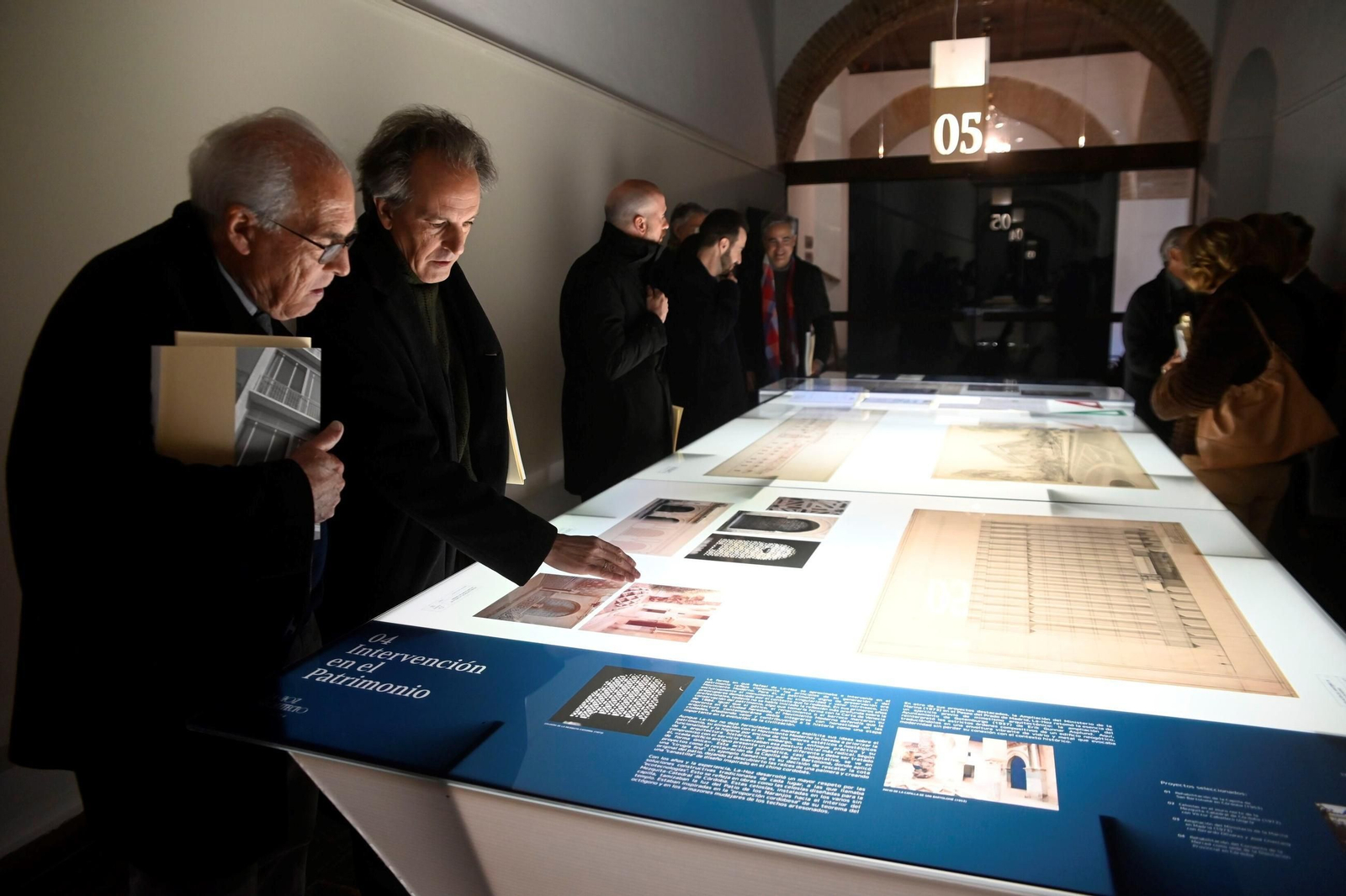 La exposición sobre la obra pública del arquitecto cordobés Rafael de La-Hoz, en imágenes