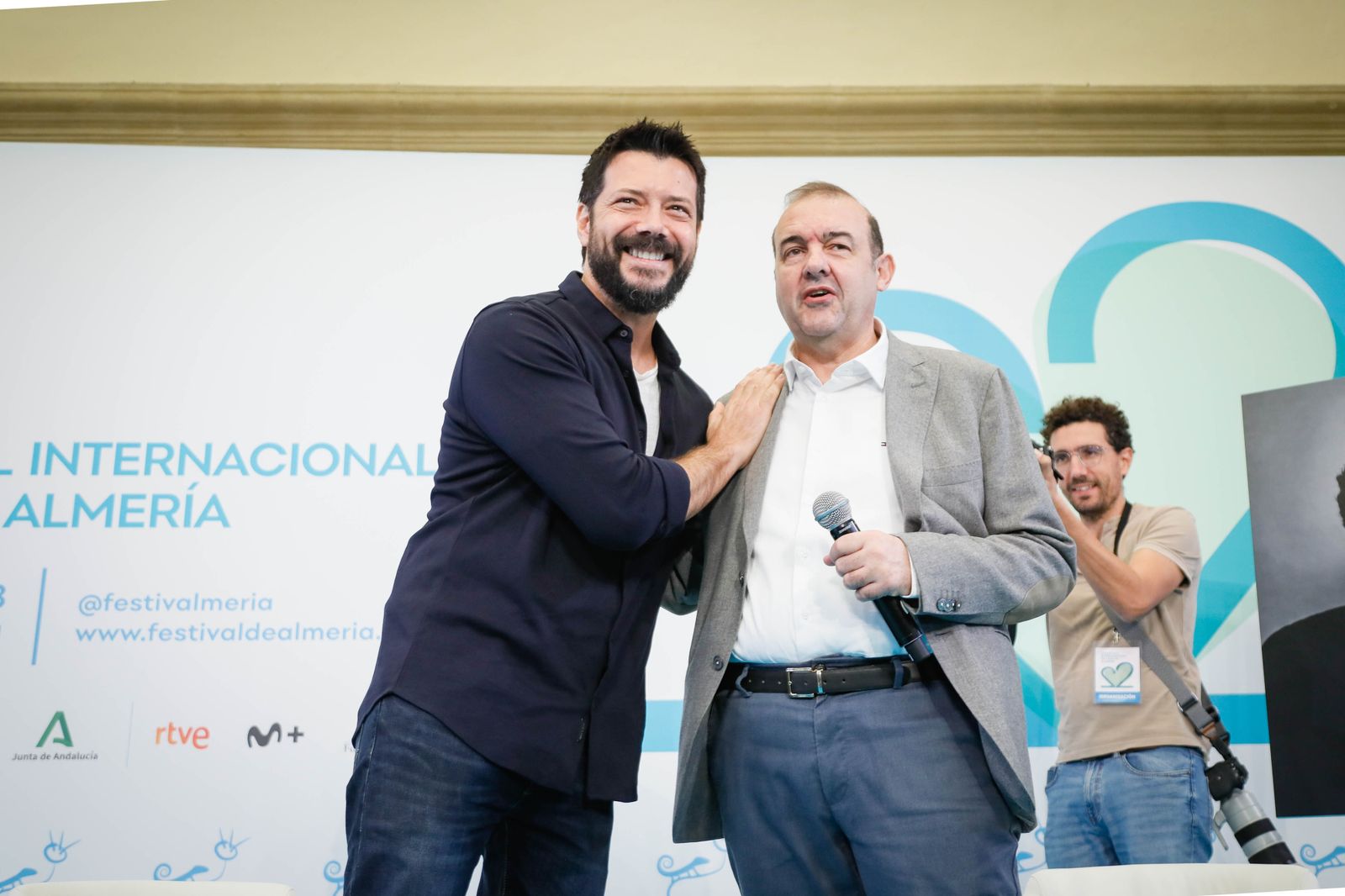 Imágenes en el paseo de la fama de Álvaro Morte