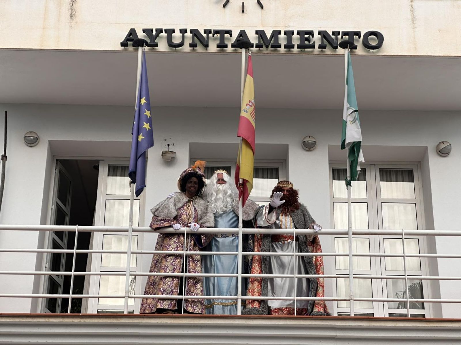 Cabalgata Reyes Magos en Benamargosa.jpg