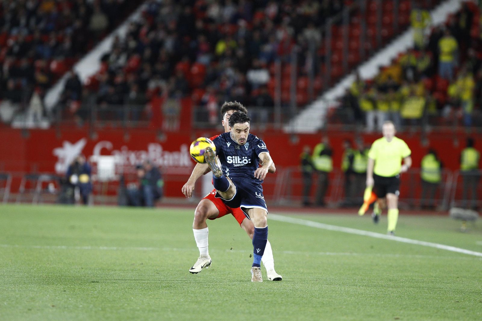 La U.D. Almería empata a uno contra el Cádiz y es campeón de invierno, en imágenes
