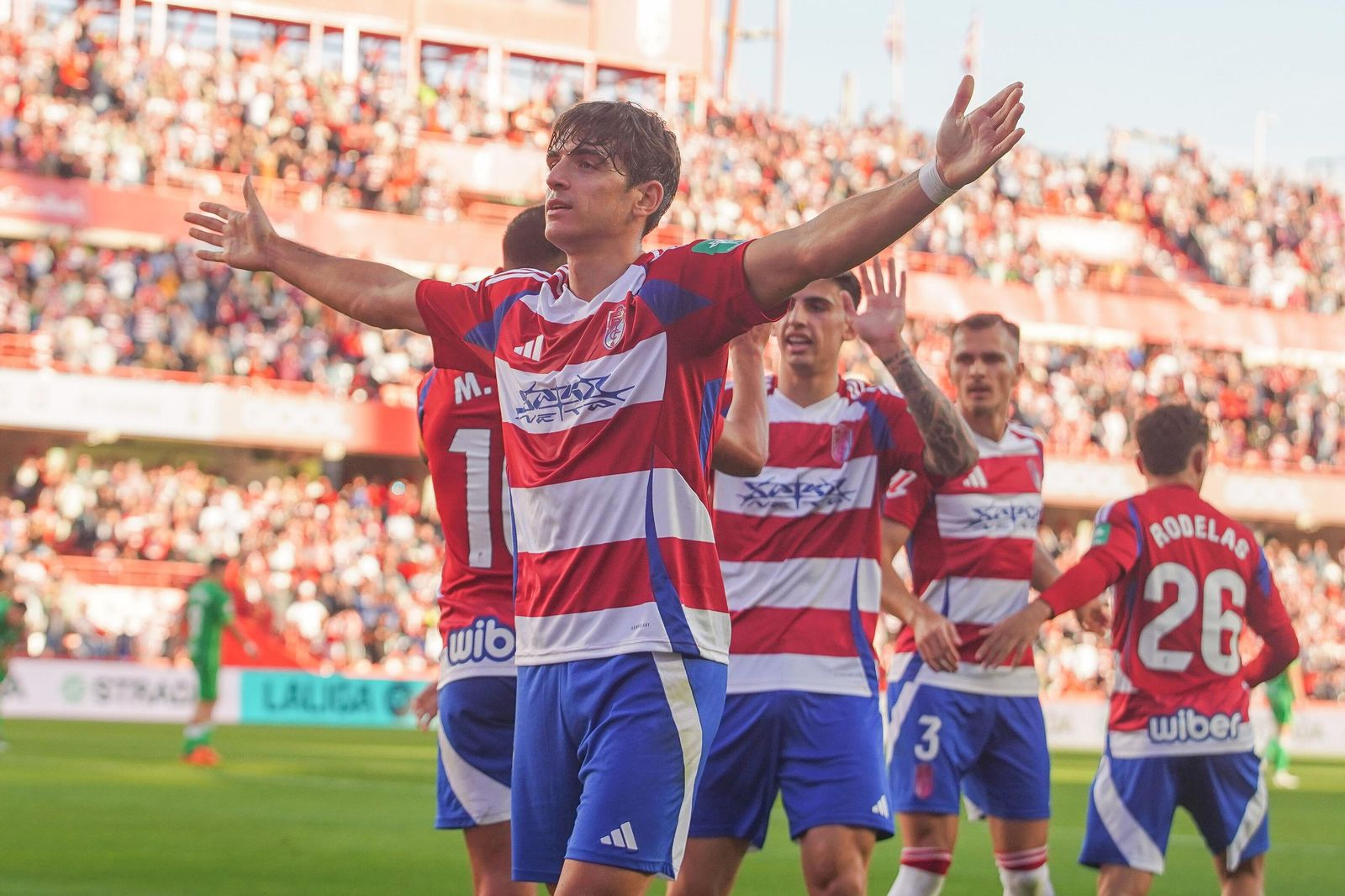 Las mejores imágenes de la victoria del Granada CF ante el Racing