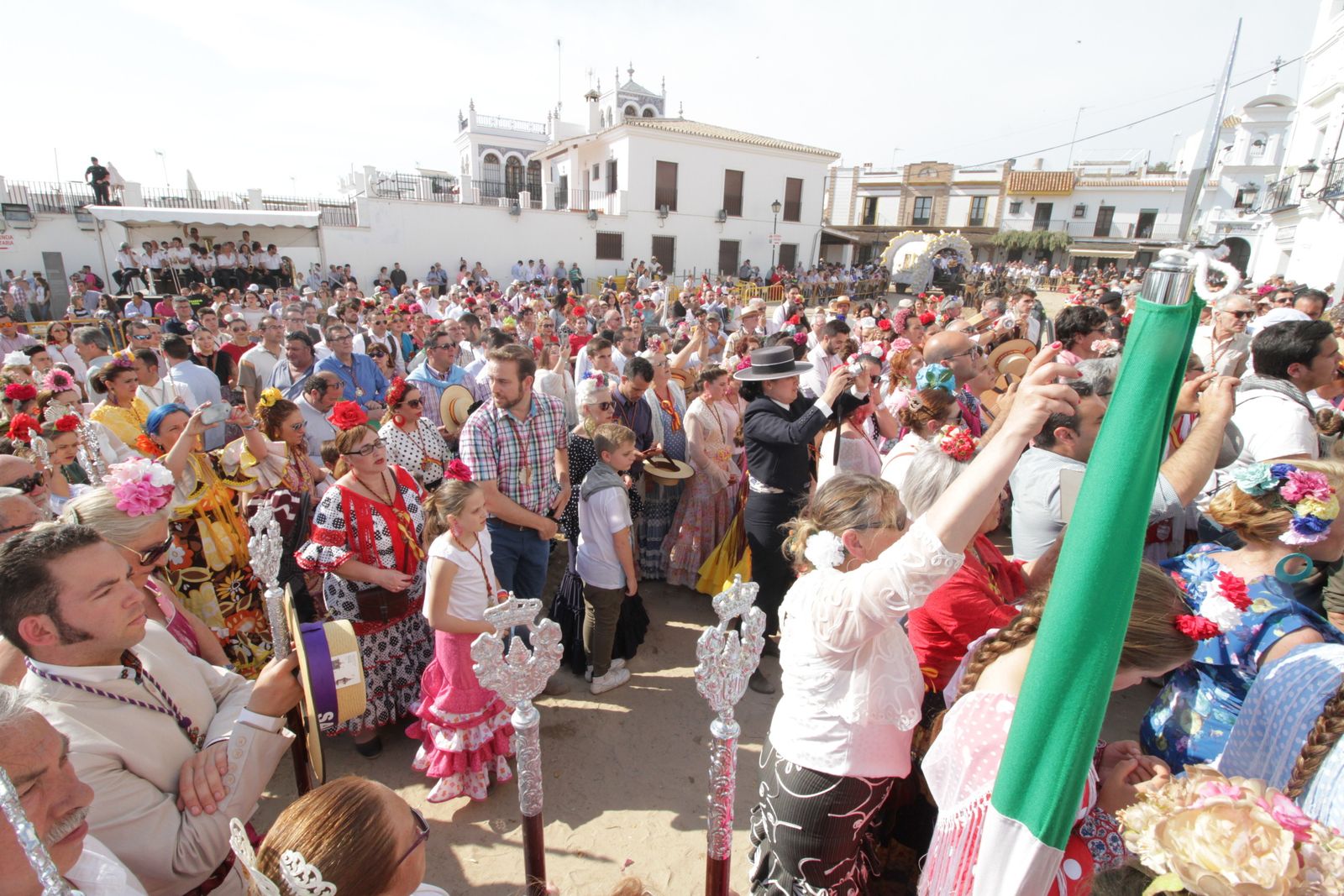 Imágenes de la presentación de la Hermandad de Emigrantes