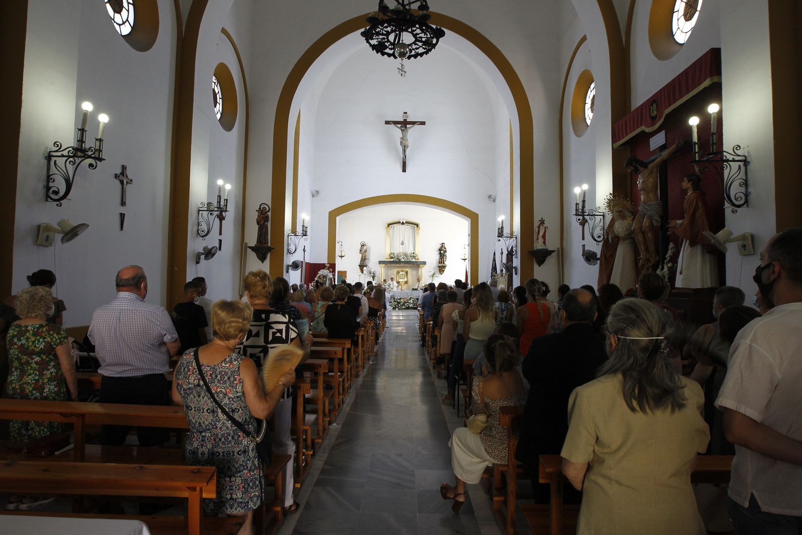Fotogalería de la misa en honor a la Virgen del Carmen. Iglesia de San Roque. Almería