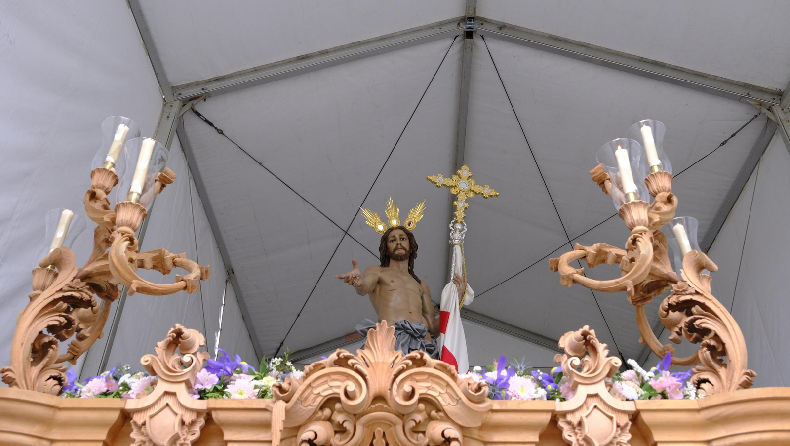 El Resucitado de Almería se suspende por la lluvia, en imágenes