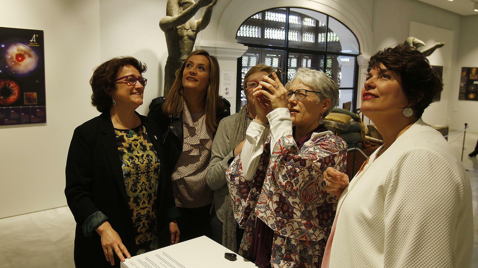 Inauguración de la exposición en la Casa de la Ciencia (CSIC).