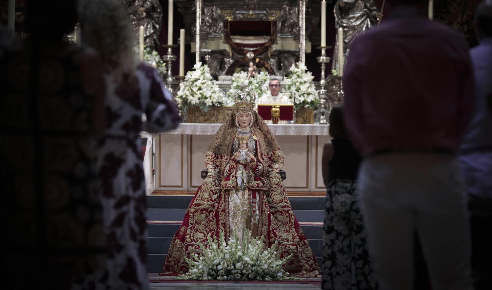Imágenes de la festividad de la Virgen de los Reyes en la Catedral de Sevilla