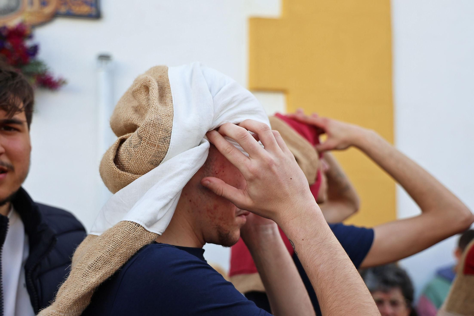 Imágenes de la VIrgen de Los Dolores por su barrio de las Colonias
