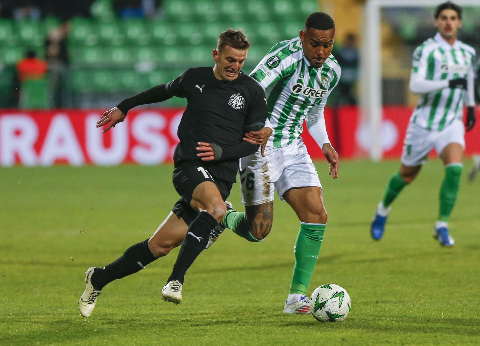 Las fotos del Petrocub-Betis de Conference League