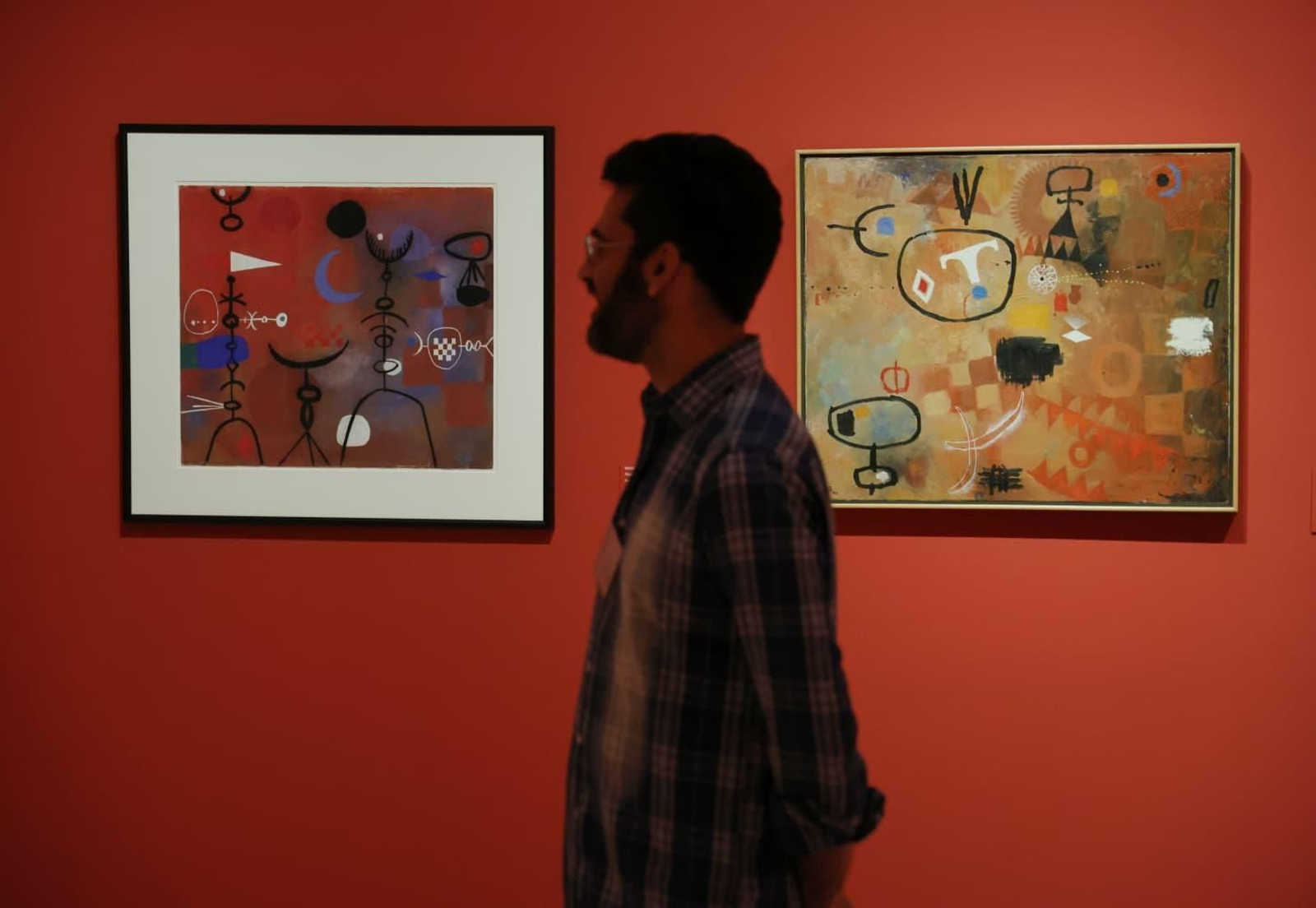 La exposición 'Telúricos y primitivos' en el Museo Thyssen de Málaga, en imágenes