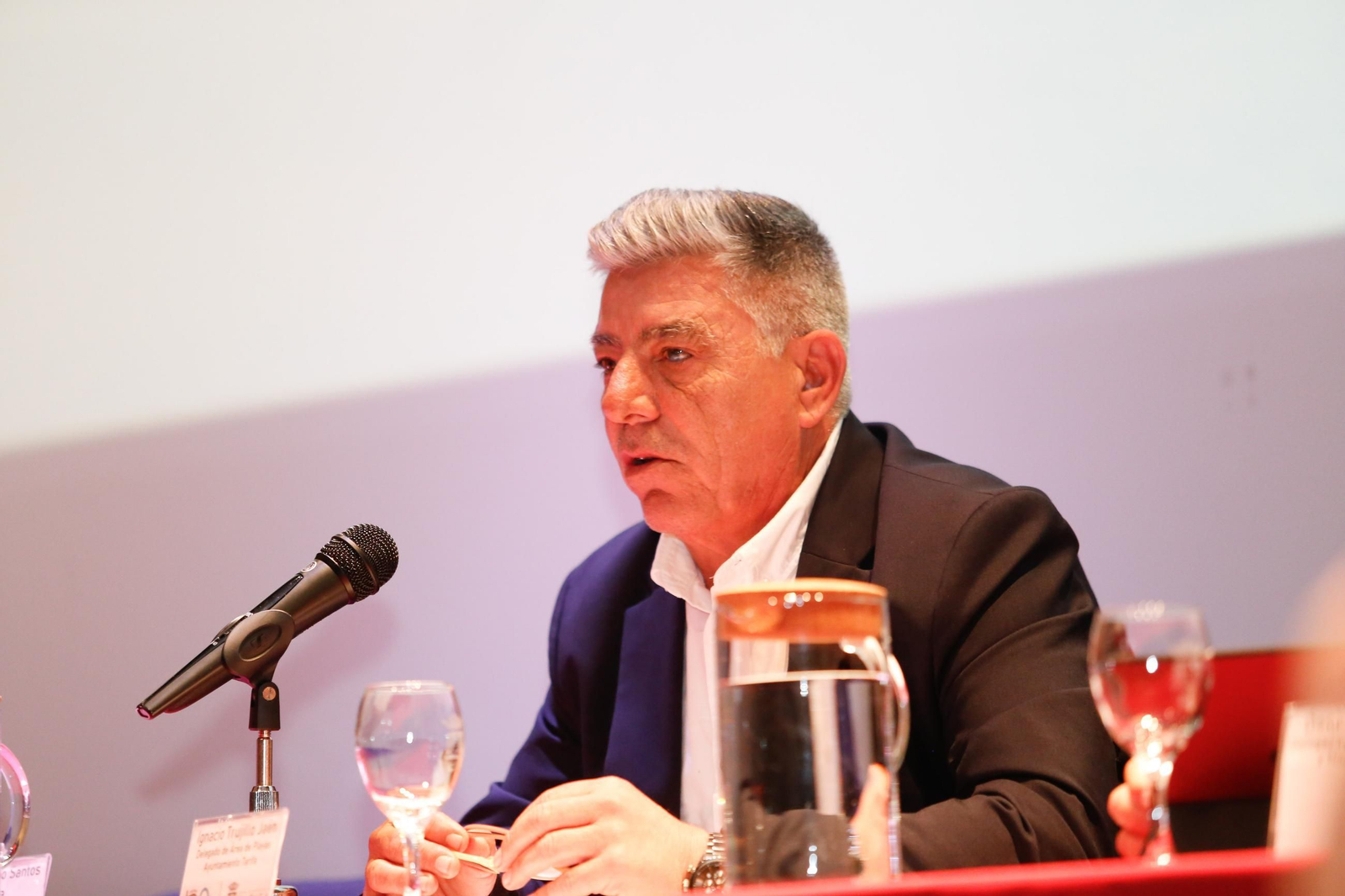 Las fotos de la jornada sobre el alga invasora en Tarifa