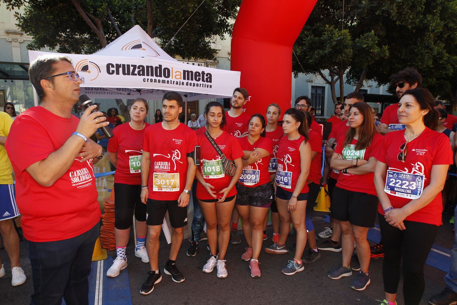 Fotogalería carrera atletismo popular enfermedades poco frecuentes. La Salle Almería