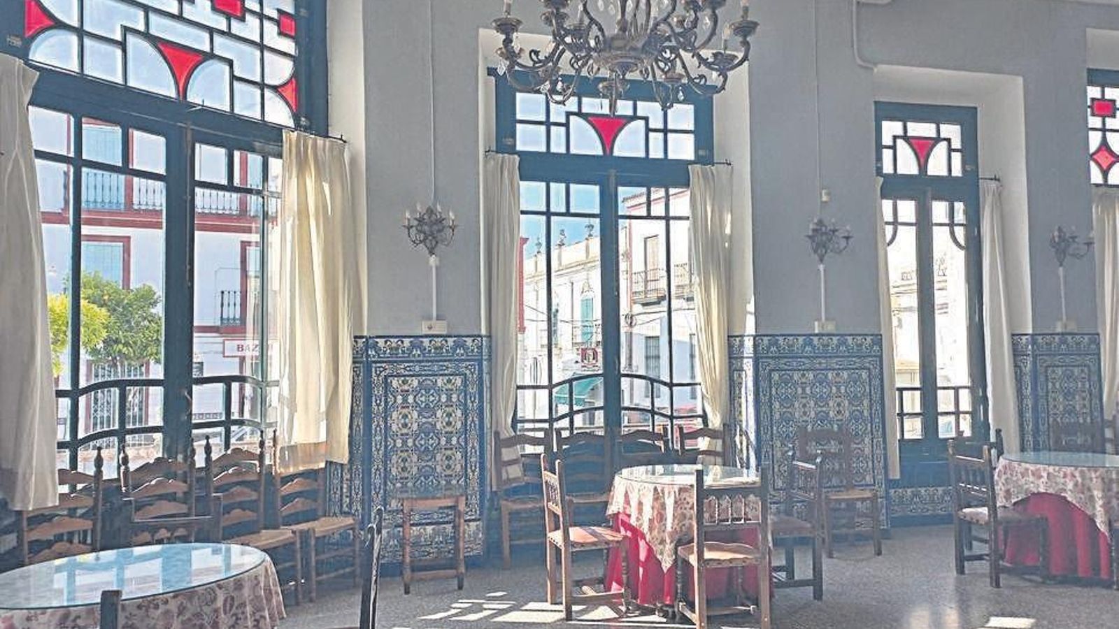 Cortegana posee importantes espacios y edificios civiles de notable interés