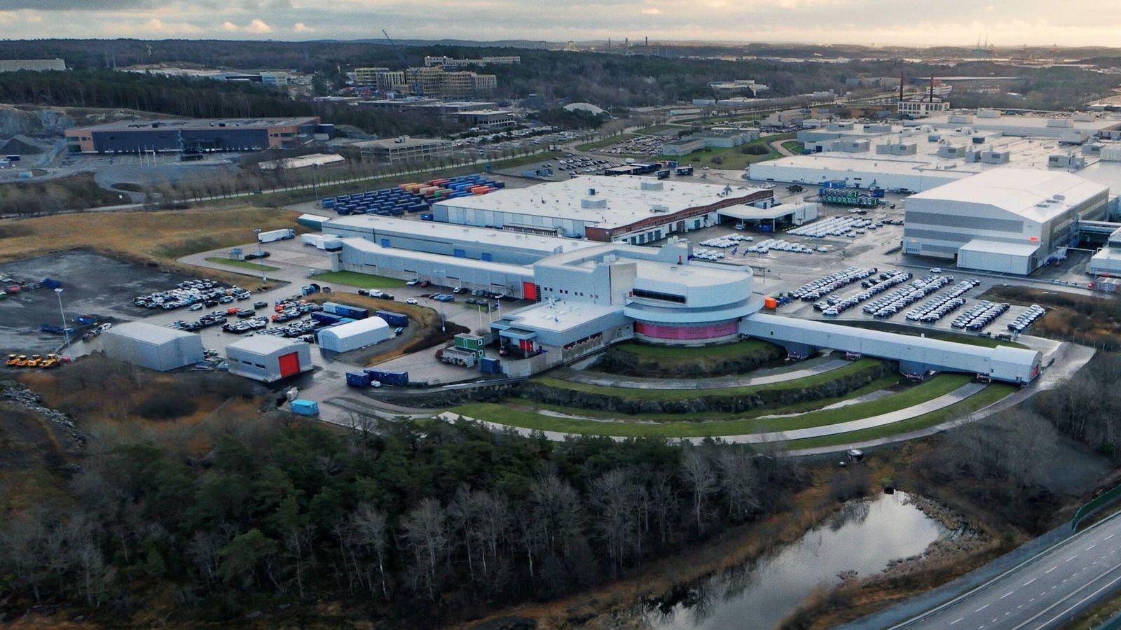 El Volvo Cars Safety Centre Crash Lab hace este año su primer cuarto de siglo de vida.